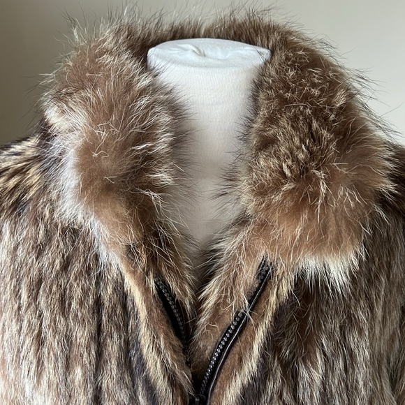 Furvien Paris Vintage Authentic Racoon Fur Brown Short w/Leather Trim Size L - Picture 2 of 16